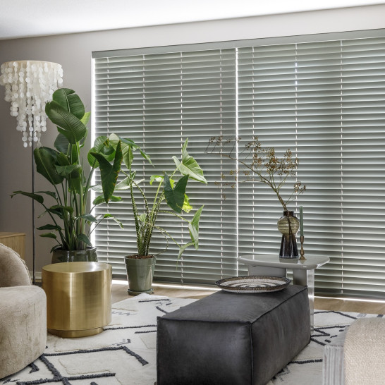 JASNO jaloezieën Moss Grey raamdecoratietrends vtwonen